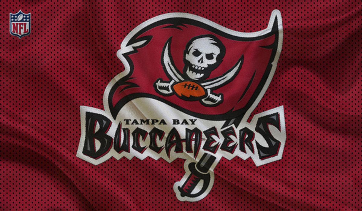 Tampa Bay Buccaneers – Poster - Canvas Print - Wooden Hanging Scroll Frame - Big Eagle